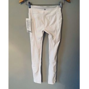 White Lululemon leggings